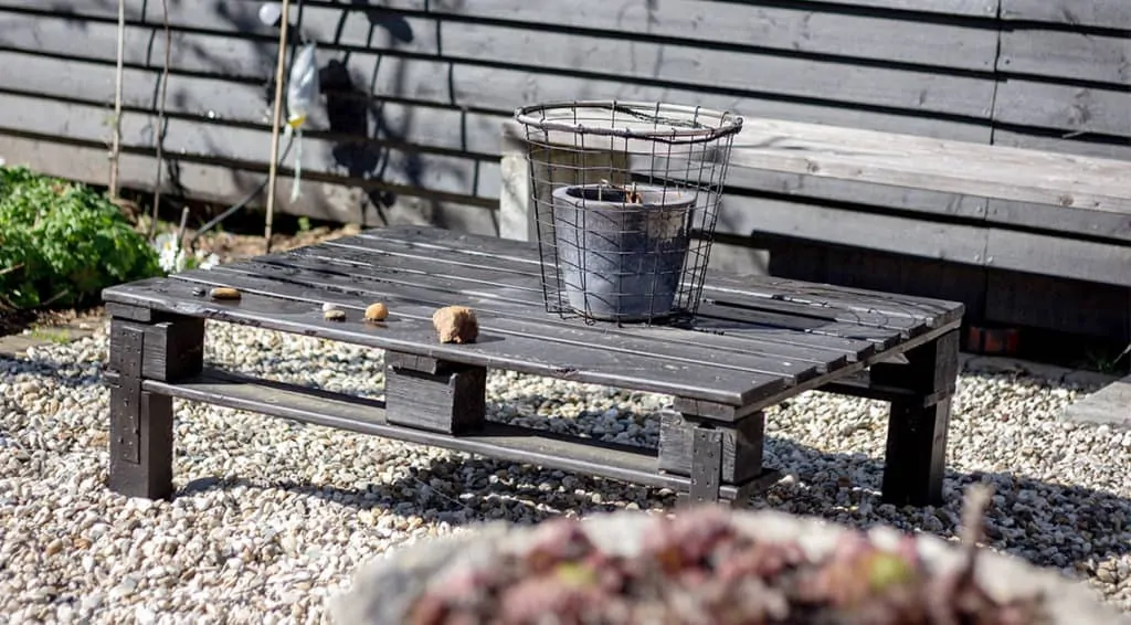 Aus alten Paletten etwas für den Garten bauen