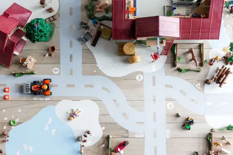 Playmobil-Spielwelt – eine DIY Bauecke im Kinderzimmer