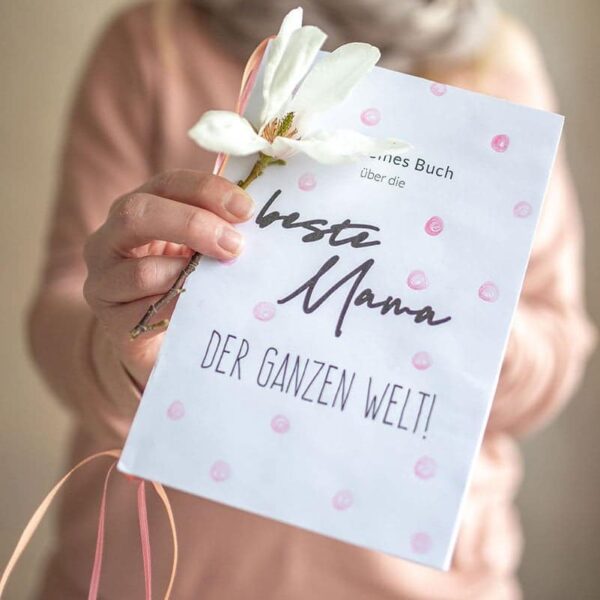 Mama-Kind-Buch zum Muttertag - DIY Muttertagsgeschenk