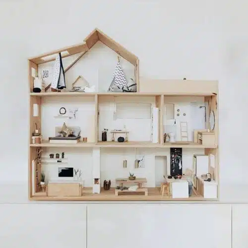 DIY Puppenhaus selber bauen