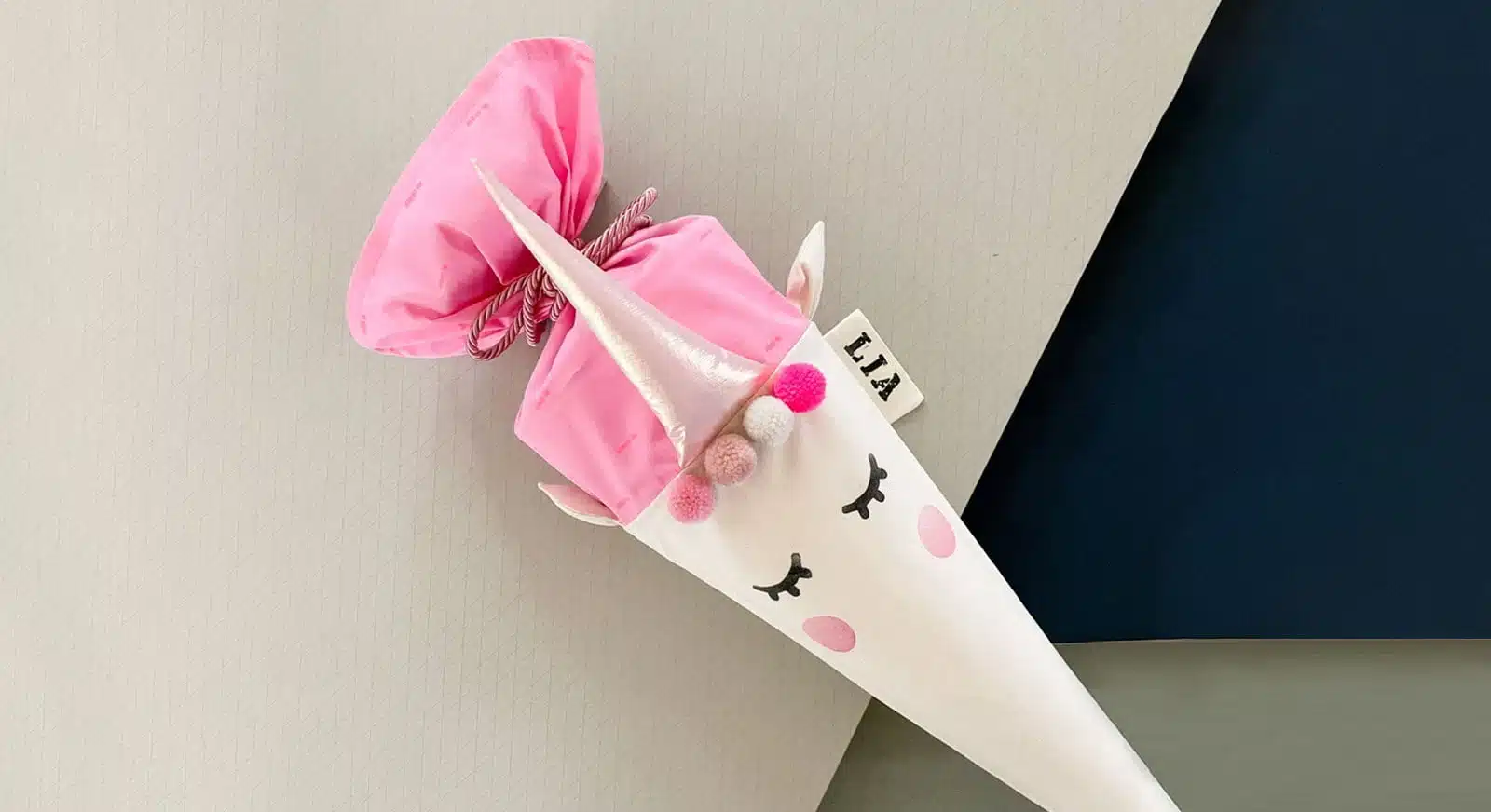 Schöne Schultüten aus Stoff für die EInschulung 2023/2023