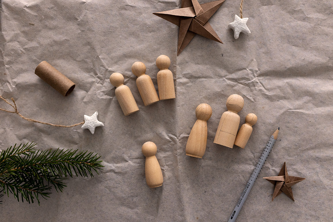 HolzKrippenfiguren für Kinder basteln DIYAnleitung Weihnachtskrippe