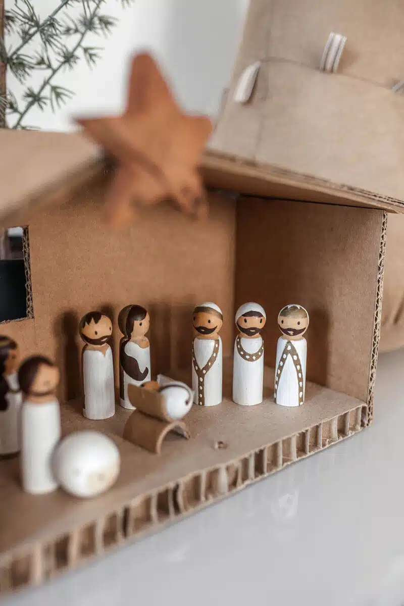 DIY Weihnachtskrippe - skandinavische Weihnachtsdeko
