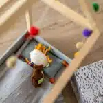 Puppenbett selber bauen Anleitung mit Material