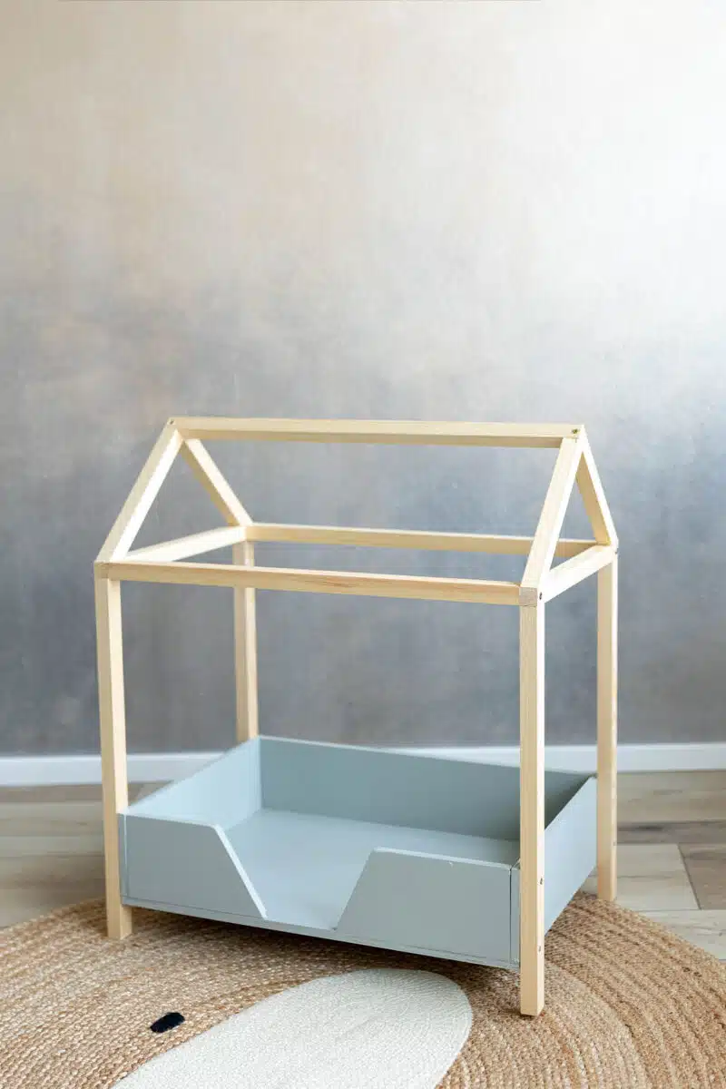 Wir bauen ein einfaches und niedliches Puppenbett – mit Schritt-für-Schritt-Anleitung