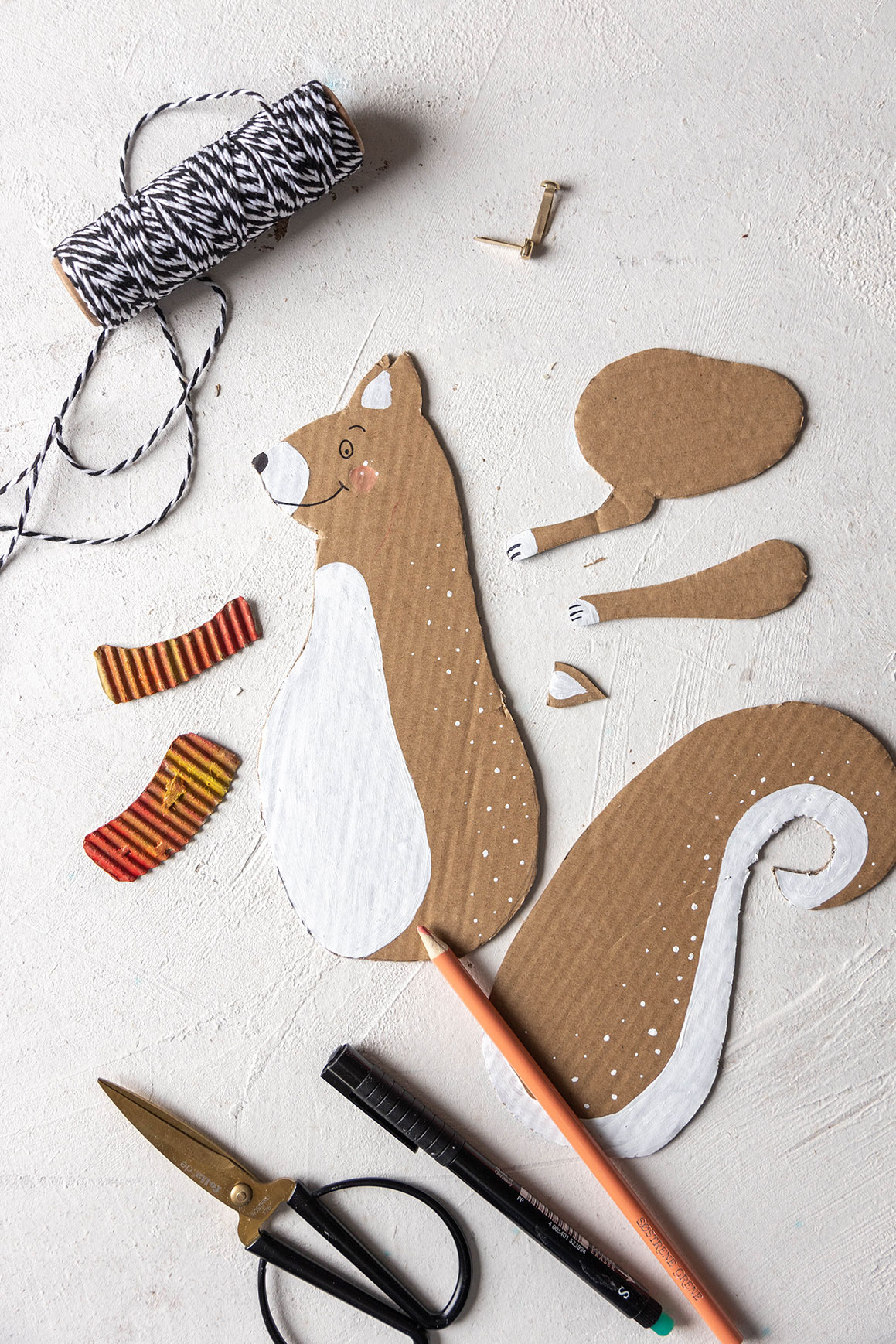 Herbst basteln: Upcycling mit Kindern – Eichhörnchen selbst gemacht