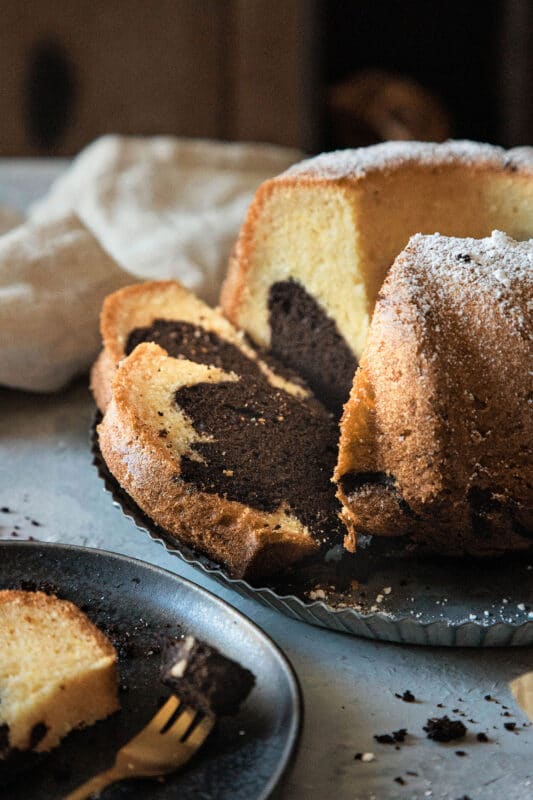 super saftiger und leckere Zucchini Kuchen, der nicht nach Zucchini schmeckt