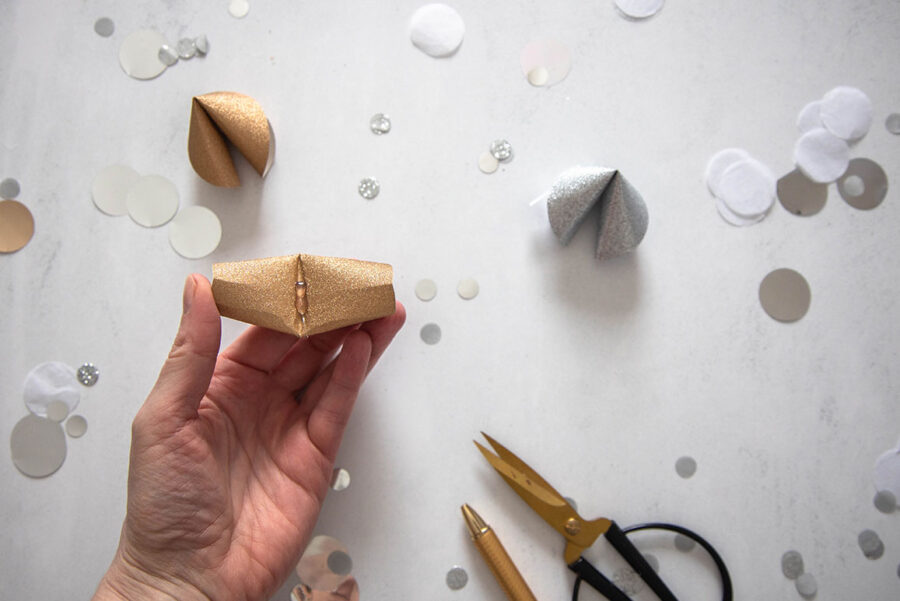 Glückskerze selber machen aus Papier