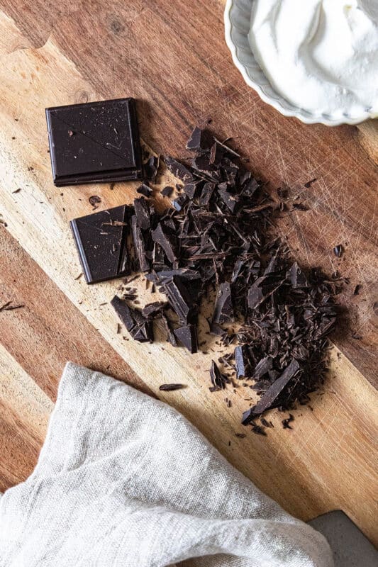 Heiße Schokolade Rezept: Die beste heiße Schokolade wie im Café 8 8 Rezept für heiße Schokolade mit echter Zartbitterschokolade