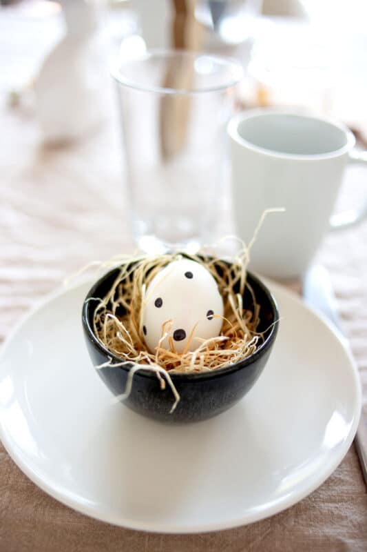 Ostereier färben: 5 kreative Ideen für wunderschöne Ostereier 20 20 Ostereier faerben geometrische muster