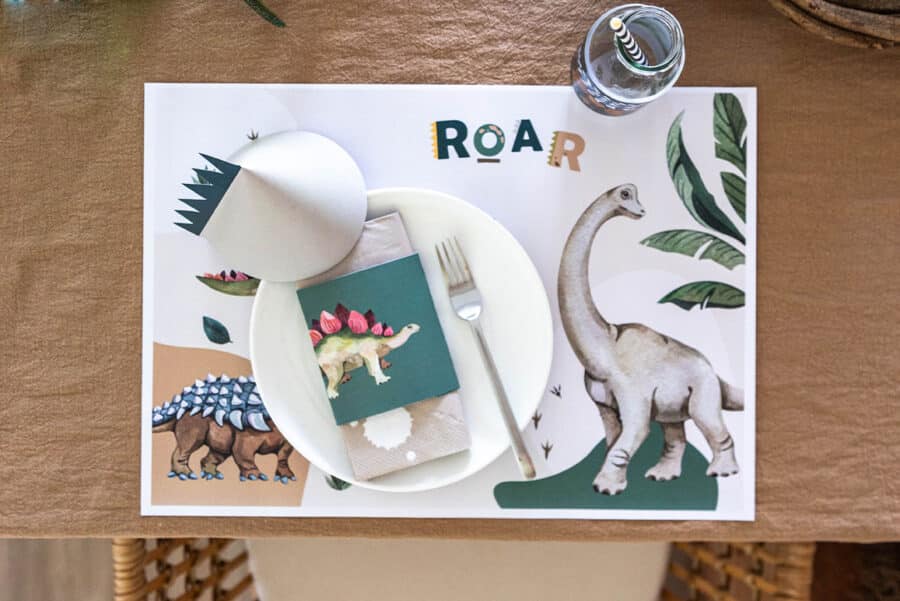 Dino Geburtstag Deko: Einfache Ideen zum Ausdrucken und Selbermachen 11 11 Dino Geburtstag Deko mit hübschen Tischsets