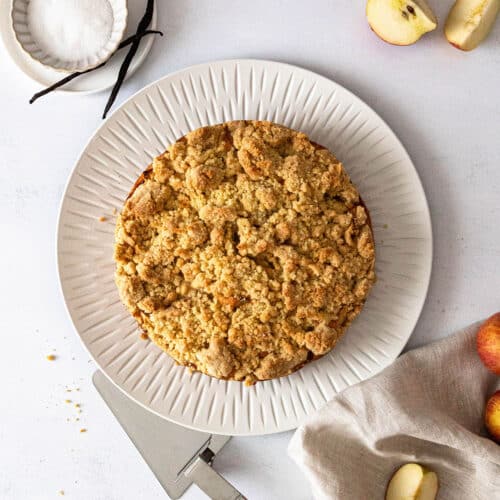 Omas Apfelkuchen mit Streusel: saftiges Rezept mit einfachem Rührteig 12 12 Fertiger Apfelkuchen mit Streuseln